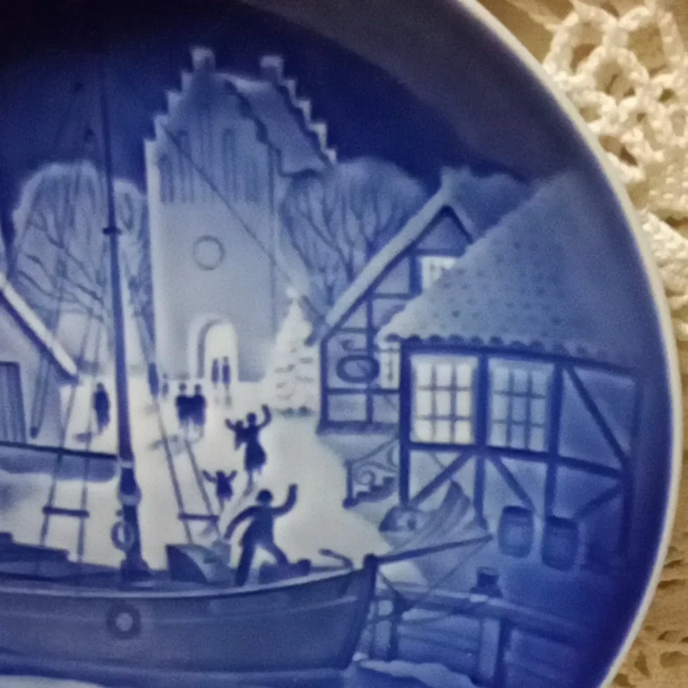 Blue Plate 1976